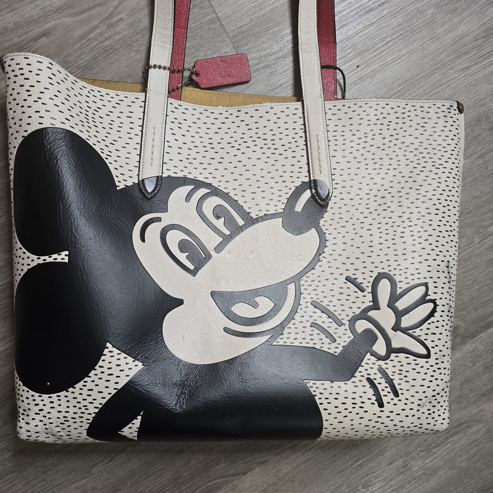 ❤️Large  Coach Disney Mickey Mouse X Keith Haring Highline Brass/Chalk Tote - Picture 2 of 10